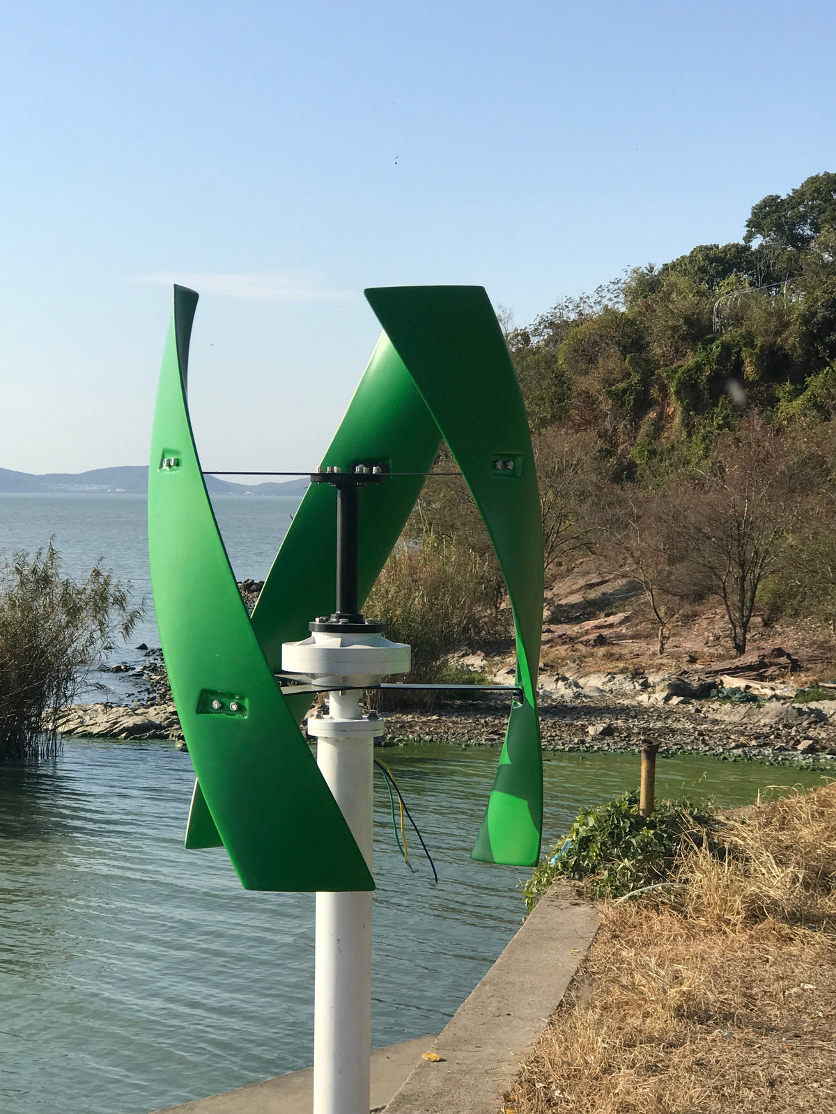 FX Series Vertical Wind Turbine Generator – 600W & 1000W